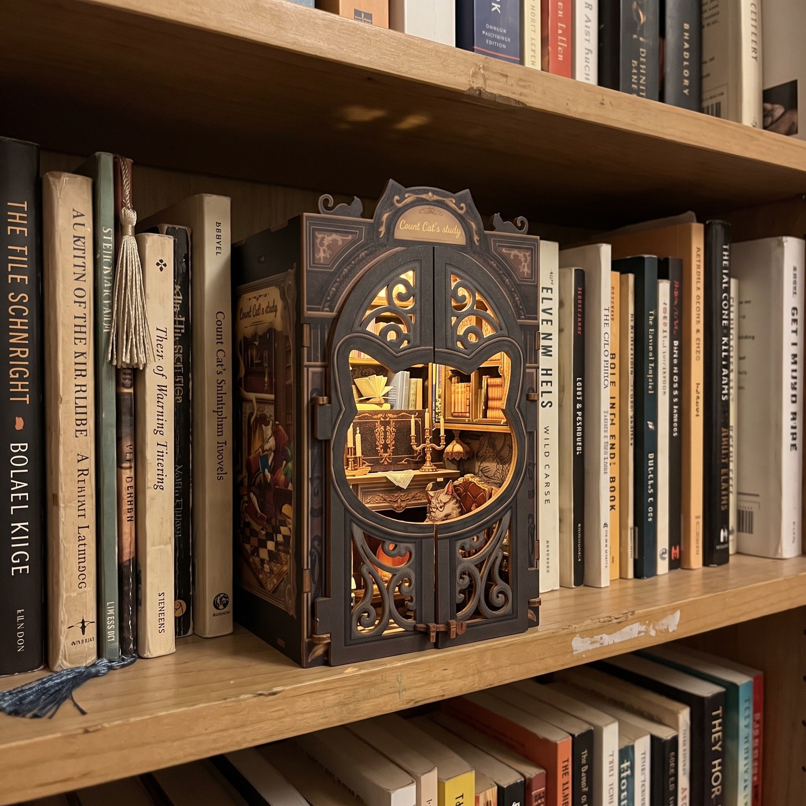 Count Cat's Study book nook in a home setting